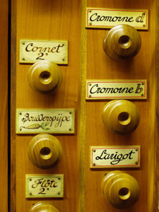 LuxCathClass2005-5.jpg