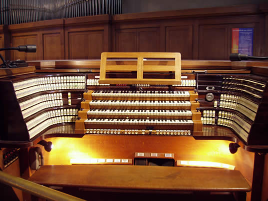 LuxCathSymph2005-2.jpg